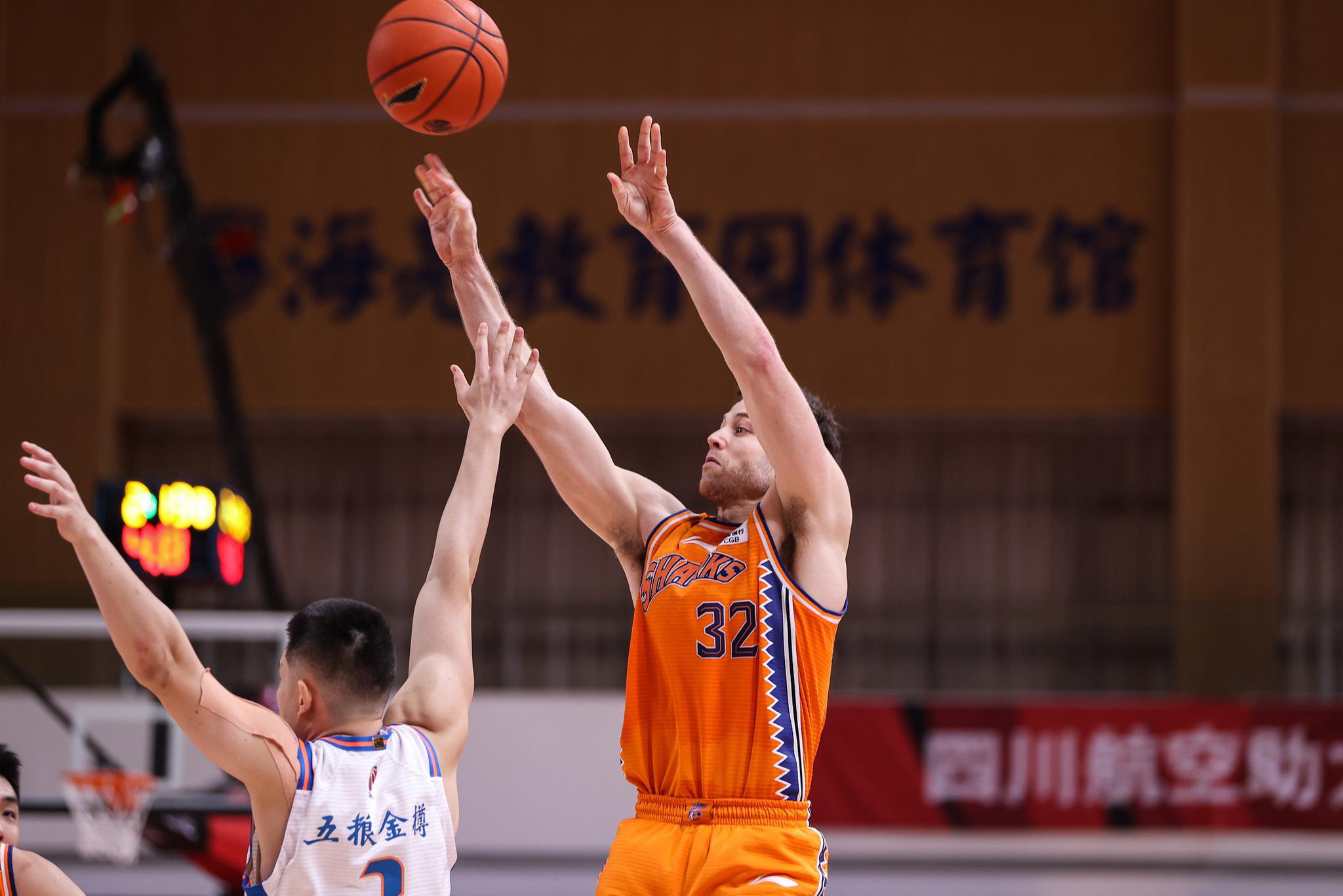 魔术大胜尼克斯，弗雷戴特状态火热独砍三十分